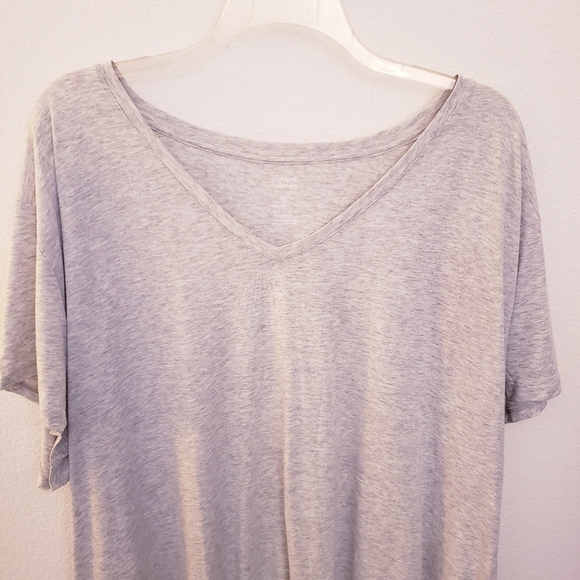Girlfriend Collective Light Gray Short Sleeve Cupro Blend T Shirt Size 6XL NWT - Picture 2 of 8